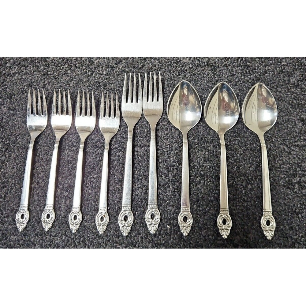 Oneida 1881‎ Rogers Danish Court Flatware Lot 9 Piece Lot